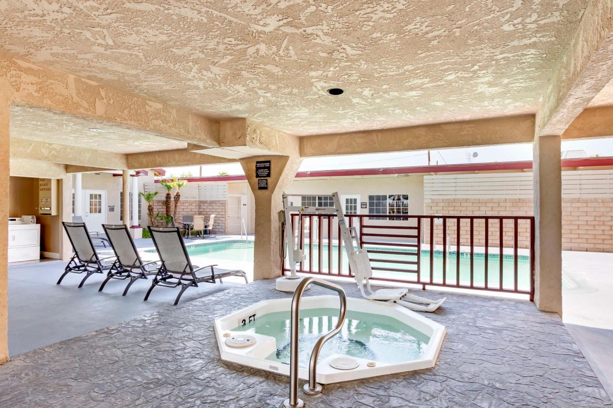 Best Western China Lake Inn Ridgecrest Exteriér fotografie