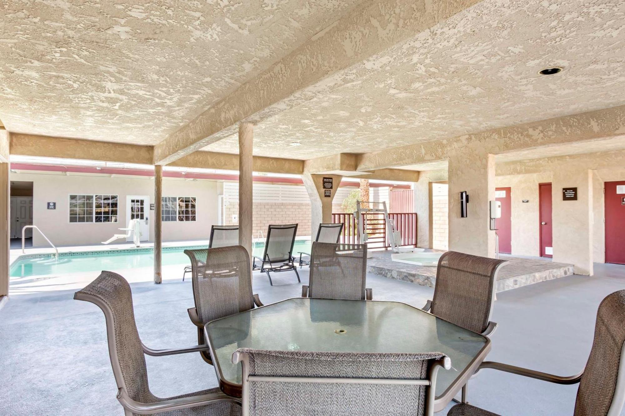 Best Western China Lake Inn Ridgecrest Exteriér fotografie